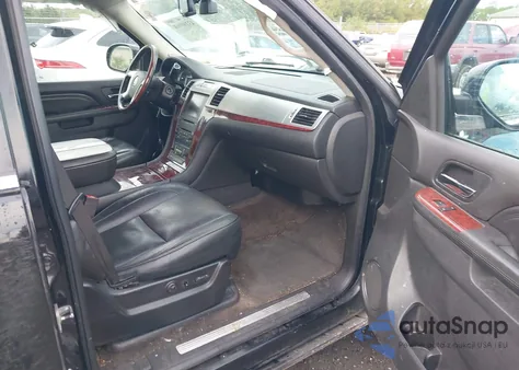 2010 Cadillac Escalade Esv Premium from USA, damaged, VIN 1GYUKJEF7AR214540